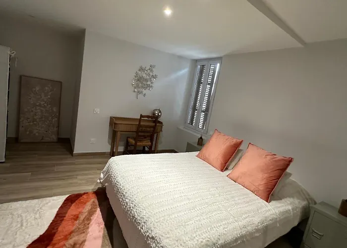 Villa Maison 6 Pers Centre Circuit Et Arenes *